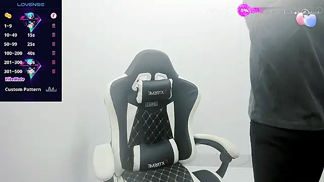 Naughty--asian online show from 18, 1, 2026