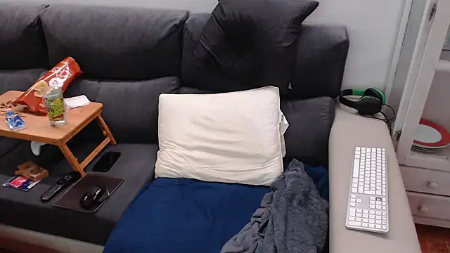 Snapshot of Nudelschwanz chatting on 11, 3, 2025 Nudelschwanz online show from 11, 3, 2025