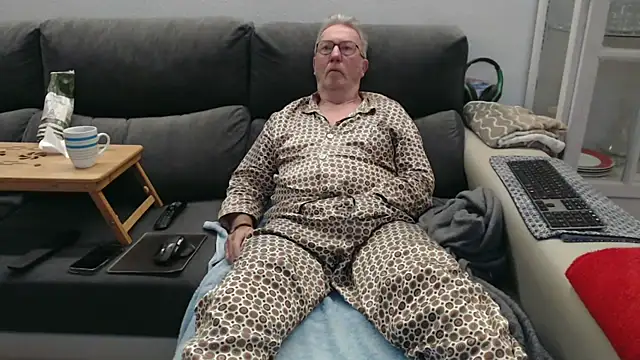 Nudelschwanz online show from 2, 3, 2026