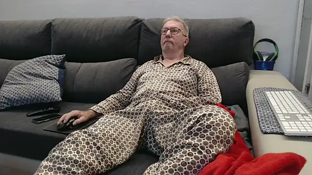 Nudelschwanz online show from 8, 2, 2026