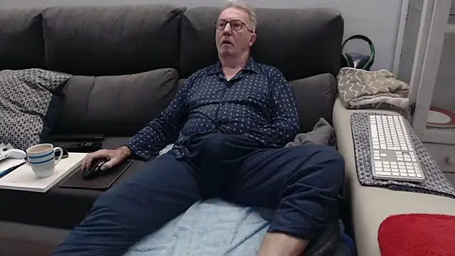 Nudelschwanz online show from 11, 2, 2026