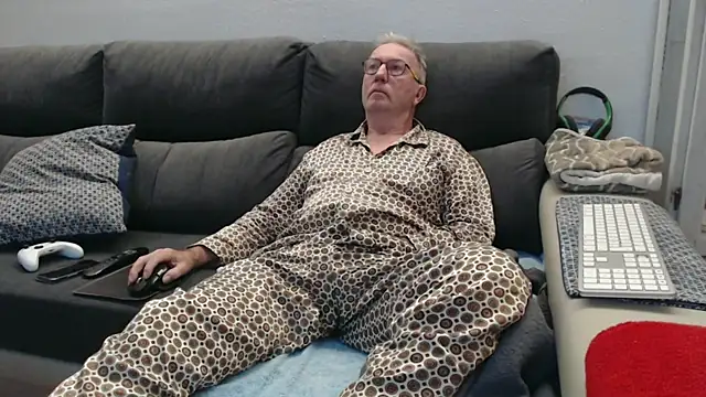 Nudelschwanz online show from 9, 2, 2026