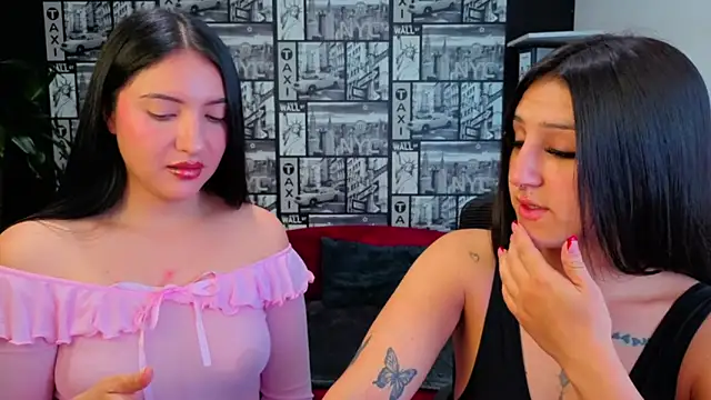 Snapshot of Isa_And_Natasha chatting on 18, 6, 2026 Isa And Natasha online show from 18, 6, 2026