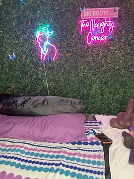 ThickAssRena online show from 12, 4, 2026