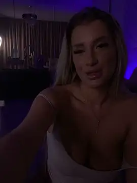 SinwithAmy online show from 6, 4, 2026
