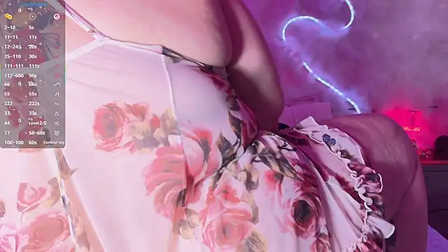 Snapshot of emmajohnss chatting on 15, 2, 2026 emmajohnss online show from 15, 2, 2026