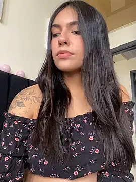 DaphneUwu online show from 16, 2, 2025