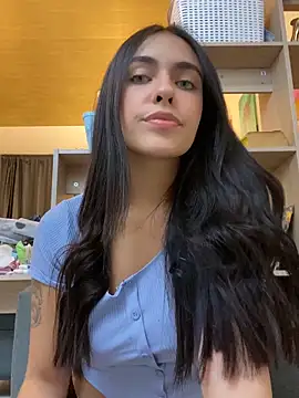 DaphneUwu online show from 23, 10, 2025