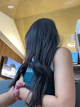 DaphneUwu online show from 4, 12, 2025