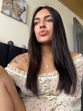 DaphneUwu online show from 29, 12, 2024