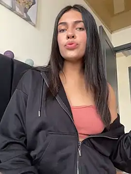 DaphneUwu online show from 23, 12, 2024