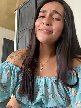 DaphneUwu online show from 8, 2, 2025