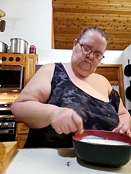 Snapshot of Hornybbw1978 chatting on 30, 4, 2026 Hornybbw1978 online show from 30, 4, 2026
