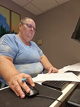 Hornybbw1978 online show from 16, 7, 2026