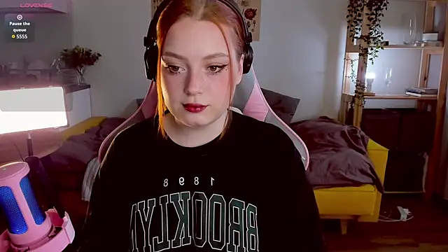 Sofy Benson online show from 26, 9, 2025