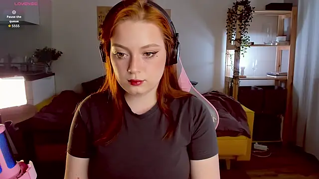 Sofy Benson online show from 24, 9, 2025