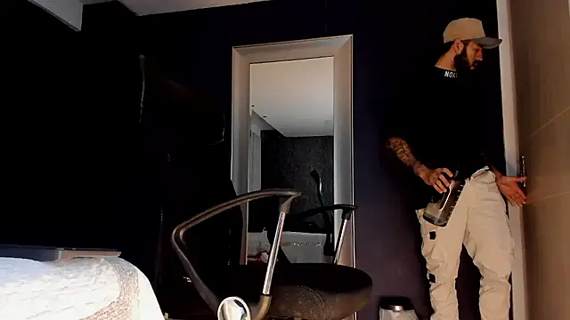 MarkWalker   online show from 11, 1, 2026