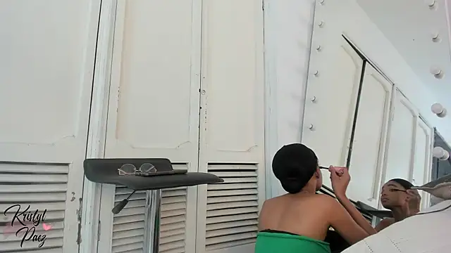 kristyl paez online show from 2, 12, 2025