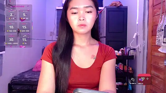 Snapshot of Itsme_claire chatting on 10, 10, 2025 Itsme claire online show from 10, 10, 2025