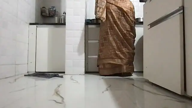 Riyasingh9 online show from 10, 11, 2025