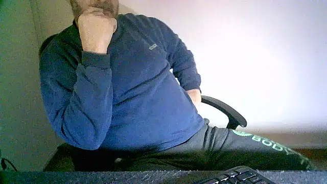 Snapshot of Greek_Passion chatting on 2, 3, 2025 Greek Passion online show from 2, 3, 2025