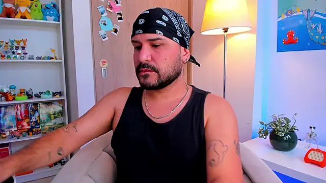 nicolas cox online show from 12, 10, 2025