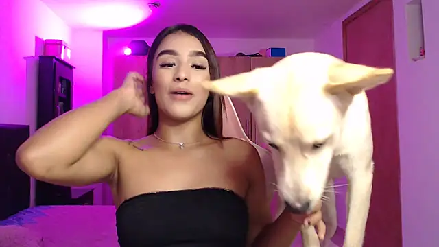 Snapshot of GiltRosebush chatting on 23, 1, 2025 GiltRosebush online show from 23, 1, 2025