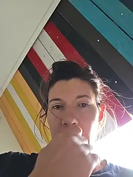 Lina lou4 online show from 6, 3, 2026