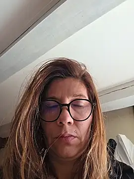 Lina lou4 online show from 12, 3, 2026