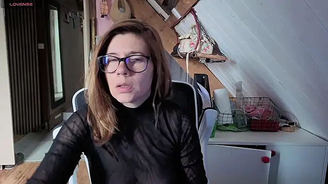 Lina lou4 online show from 5, 5, 2026