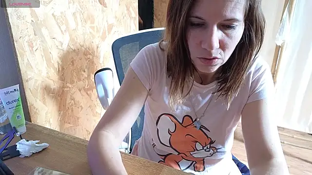 Lina lou4 online show from 27, 2, 2025