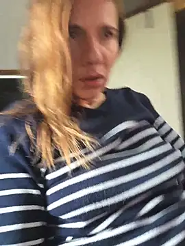 Lina lou4 online show from 27, 11, 2025