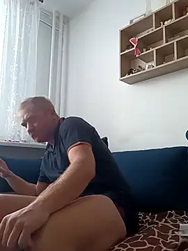 Snapshot of 82liska chatting on 10, 9, 2025 82liska online show from 10, 9, 2025