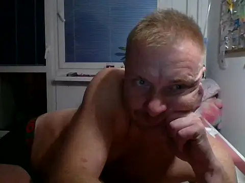 Snapshot of 82liska chatting on 26, 10, 2025 82liska online show from 26, 10, 2025