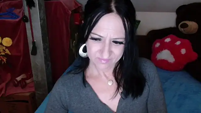 DebraMilf online show from 19, 1, 2025