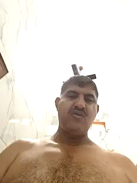 Snapshot of Amandev7 chatting on 10, 5, 2026 Amandev7 online show from 10, 5, 2026