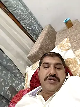 Snapshot of Amandev7 chatting on 8, 6, 2026 Amandev7 online show from 8, 6, 2026