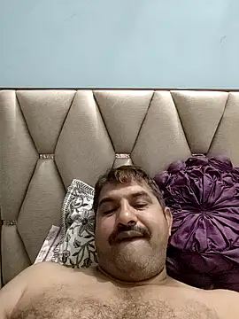 Snapshot of Amandev7 chatting on 27, 4, 2026 Amandev7 online show from 27, 4, 2026