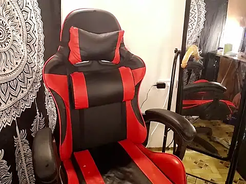 Snapshot of PirateEmpressBoaAico chatting on 28, 3, 2026 PirateEmpressBoaAico online show from 28, 3, 2026