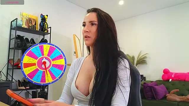EvaKeks online show from 13, 5, 2026