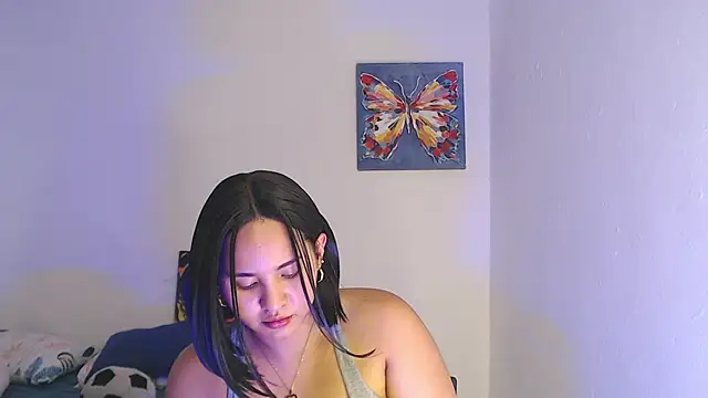 Snapshot of luciana_keating chatting on 16, 12, 2025 luciana keating online show from 16, 12, 2025