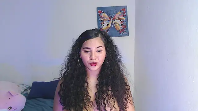 Snapshot of luciana_keating chatting on 3, 12, 2025 luciana keating online show from 3, 12, 2025