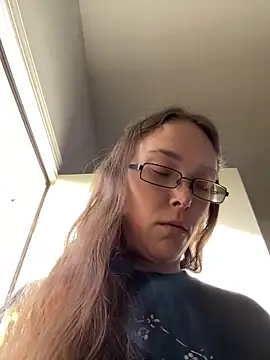 Dakota 02 online show from 6, 4, 2026