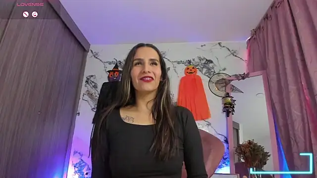 Annaross2 online show from 29, 10, 2025