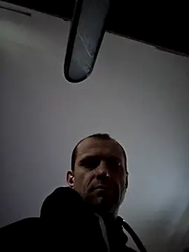 Snapshot of Roman0798 chatting on 21, 10, 2025 Roman0798 online show from 21, 10, 2025