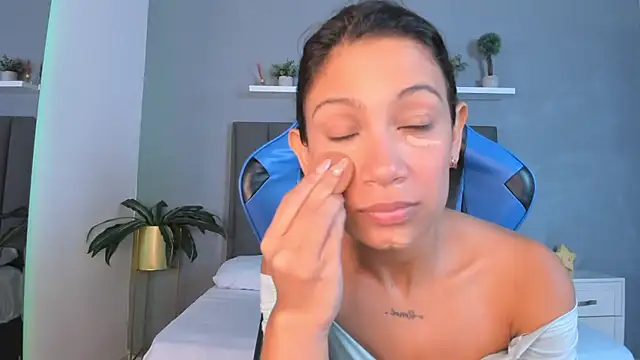 cora 22 online show from 29, 10, 2025