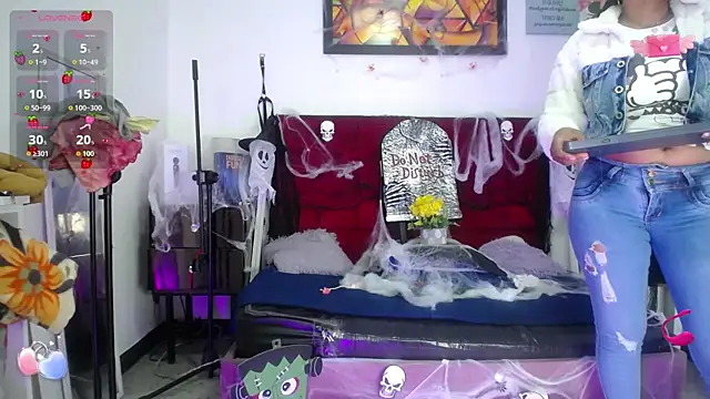 louise nails online show from 18, 10, 2025