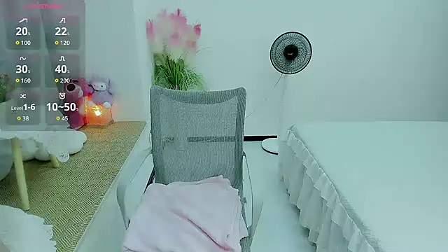 Vivian-6 online show from 30, 6, 2026