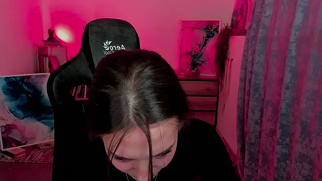 EmilyWilden online show from 16, 9, 2025