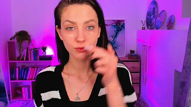 EmilyWilden online show from 17, 2, 2025